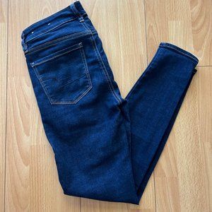 American Eagle High Rise Jegging 2 Short